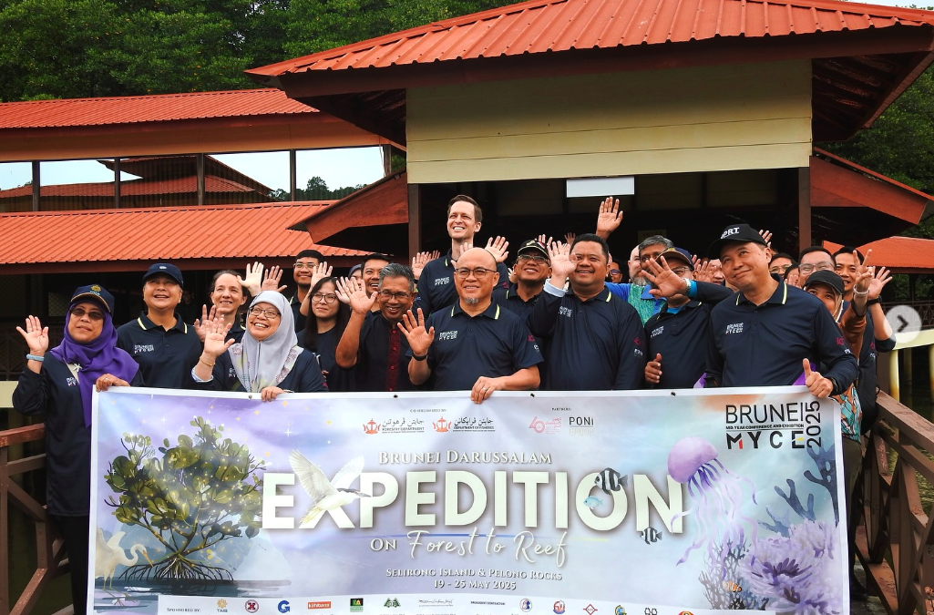FLAG-OFF CEREMONY FOR BRUNEI DARUSSALAM EXPEDITION ON FOREST TO REEF IN CONJUNCTION WITH BRUNEI MID-YEAR CONFERENCE AND EXHIBITION (MYCE) 2025